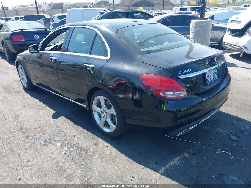 2018 Mercedes-benz C-klasse VIN 55SWF4JB8JU263080 IAAI salvage auction — RIGHT FRONT, Salvage Title, sold $5,400 on 2026-07-24 (photo 3)