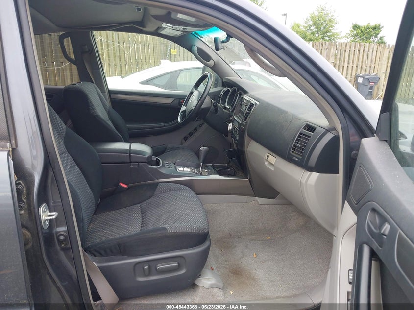 2006 Toyota 4runner VIN JTEBT14R268034963 IAAI salvage auction — STORM DAMAGE, Salvage (Virginia), sold $3,450 on 2026-07-10 (photo 5)