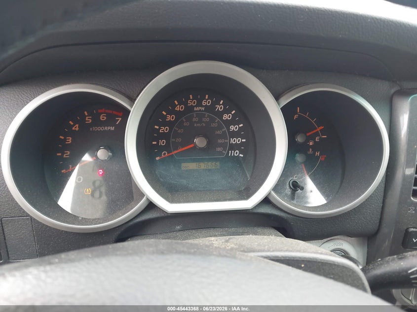 2006 Toyota 4runner VIN JTEBT14R268034963 IAAI salvage auction — STORM DAMAGE, Salvage (Virginia), sold $3,450 on 2026-07-10 (photo 7)