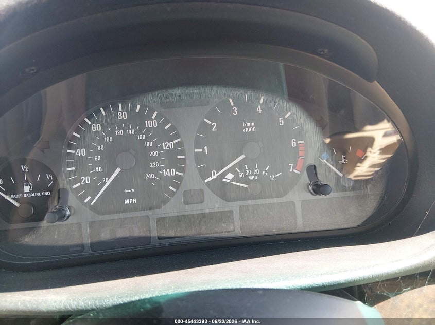2001 BMW 3 series VIN WBAAW33411EN80623 IAAI salvage auction — NORMAL WEAR, Clear (Minnesota), sold $250 on 2026-07-29 (photo 7)