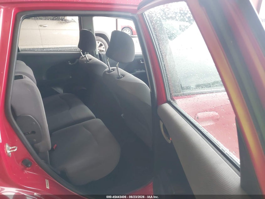 2010 Honda Fit VIN JHMGE8H25AC016780 IAAI salvage auction — REAR END, Salvage - Greater Than 75% (Maryland), sold $1,450 on 2026-07-13 (photo 8)