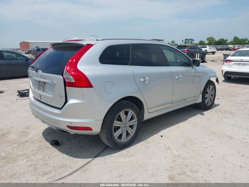 2017 Volvo Xc60 VIN YV440MDU7H2103290 IAAI salvage auction — NORMAL WEAR, Original (Texas), sold $3,300 on 2026-07-08 (photo 4)