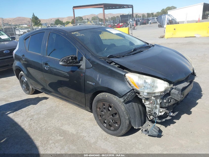 2012 Toyota Prius c VIN JTDKDTB34C1516186 IAAI salvage auction — FRONT END, Salvage (California), sold $1,050 on 2026-07-23 (photo 1)