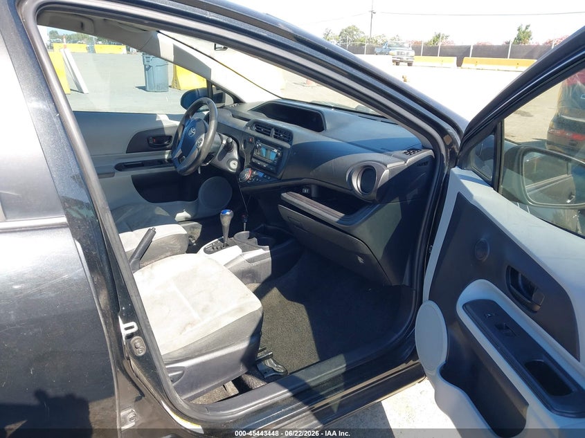 2012 Toyota Prius c VIN JTDKDTB34C1516186 IAAI salvage auction — FRONT END, Salvage (California), sold $1,050 on 2026-07-23 (photo 5)