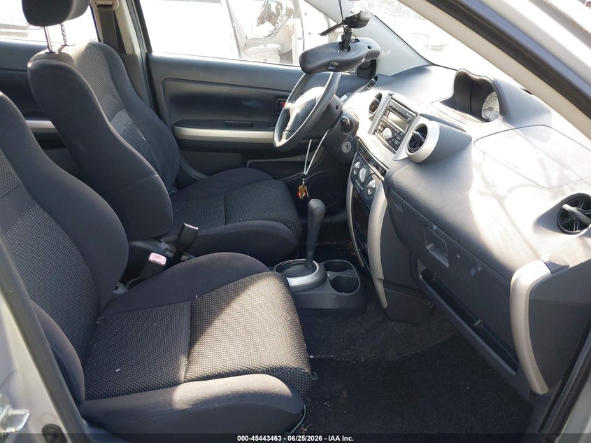 2005 Scion Xa VIN JTKKT624950090848 IAAI salvage auction — FRONT END, Salvage (Pennsylvania), sold $700 on 2026-07-28 (photo 5)