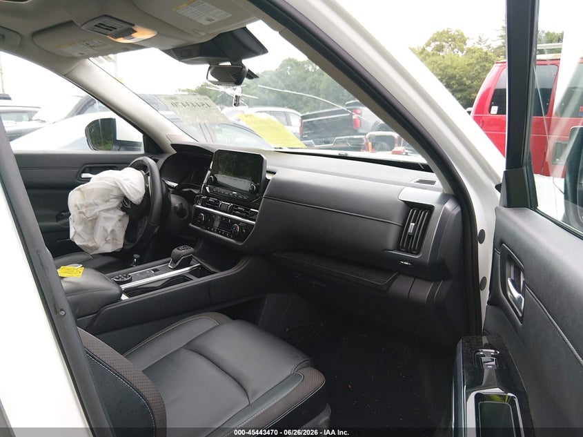 2024 Nissan Pathfinder VIN 5N1DR3CD4RC245964 IAAI salvage auction — FRONT END, Salvage Title, sold $12,700 on 2026-08-22 (photo 5)