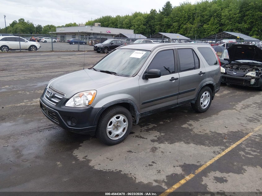 2006 Honda Cr-v VIN JHLRD68576C016088 IAAI salvage auction — NORMAL WEAR, Clear (Connecticut), sold $725 on 2026-07-09 (photo 2)