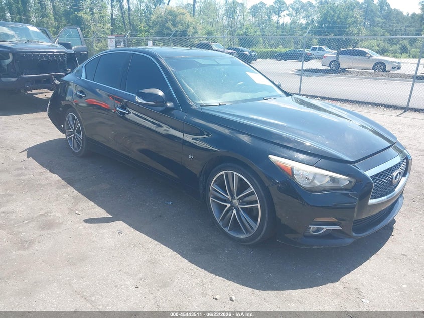 2015 Infiniti Q50 VIN JN1BV7AP1FM336498 IAAI salvage auction — REAR END, Rebuildable (Florida), sold $700 on 2026-07-28 (photo 1)