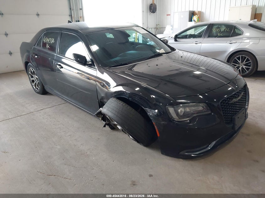2016 Chrysler 300 VIN 2C3CCAGG0GH183035 IAAI salvage auction — LEFT FRONT, Salvage Title, sold $3,150 on 2026-09-02 (photo 1)