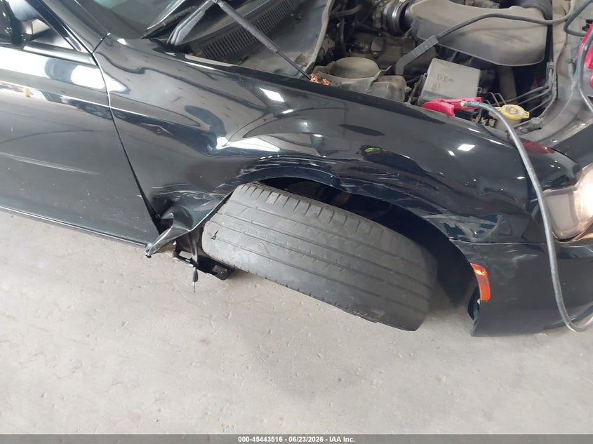 2016 Chrysler 300 VIN 2C3CCAGG0GH183035 IAAI salvage auction — LEFT FRONT, Salvage Title, sold $3,150 on 2026-09-02 (photo 6)