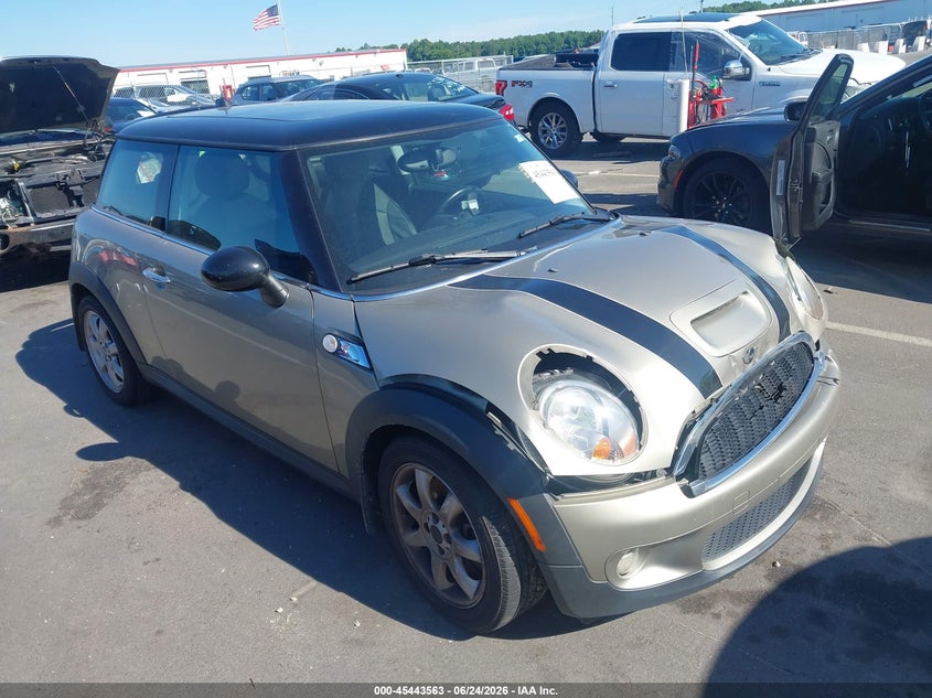 2009 Mini Cooper VIN WMWMF73589TW86216 IAAI salvage auction — FRONT END, Salvage (North Carolina), sold $800 on 2026-07-22 (photo 1)