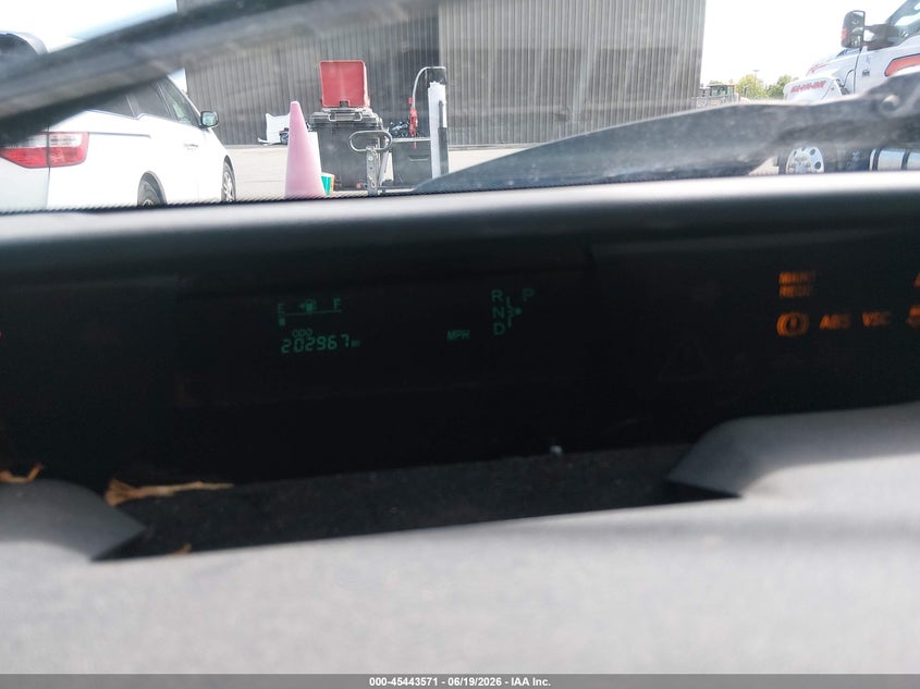 2005 Toyota Prius VIN JTDKB20U453115126 IAAI salvage auction — NORMAL WEAR, Clear (Idaho), sold $350 on 2026-07-17 (photo 7)