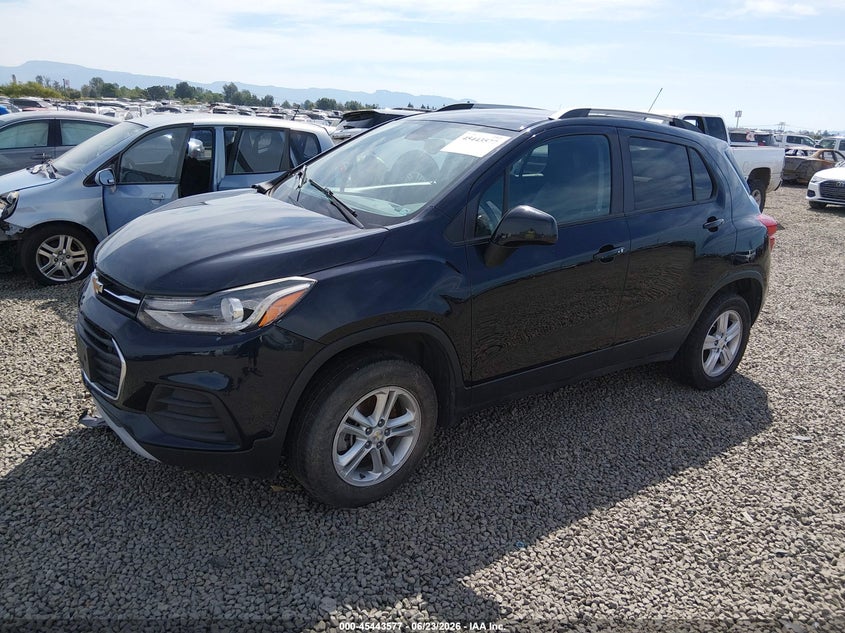 2021 Chevrolet Trax VIN KL7CJPSB8MB344071 IAAI salvage auction — NORMAL WEAR, Peddle Clear Public-Restricted (Oregon), sold $950 on 2026-07-29 (photo 2)