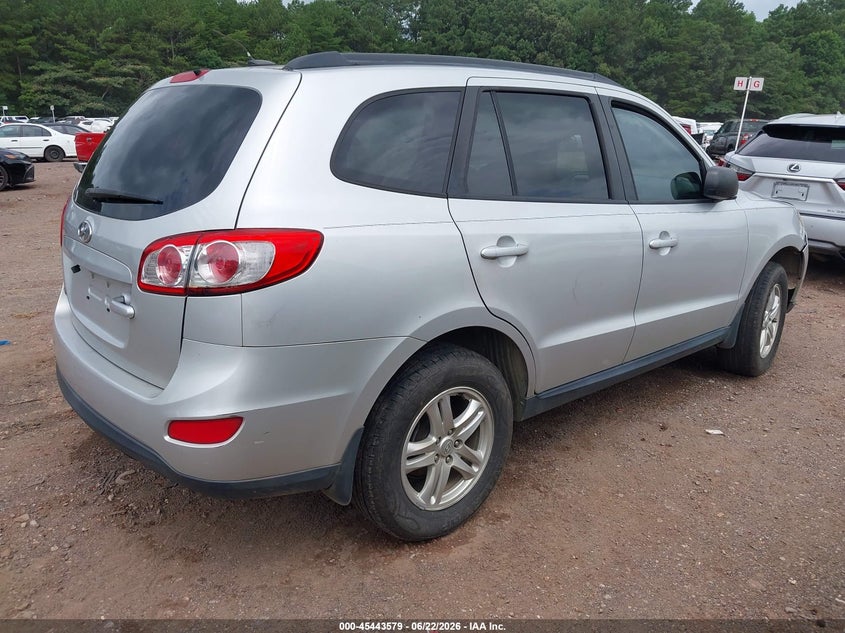 2012 Hyundai Santa fe VIN 5XYZG3AB0CG167820 IAAI salvage auction — SIDE, Salvage (Alabama), sold $1,050 on 2026-07-13 (photo 4)