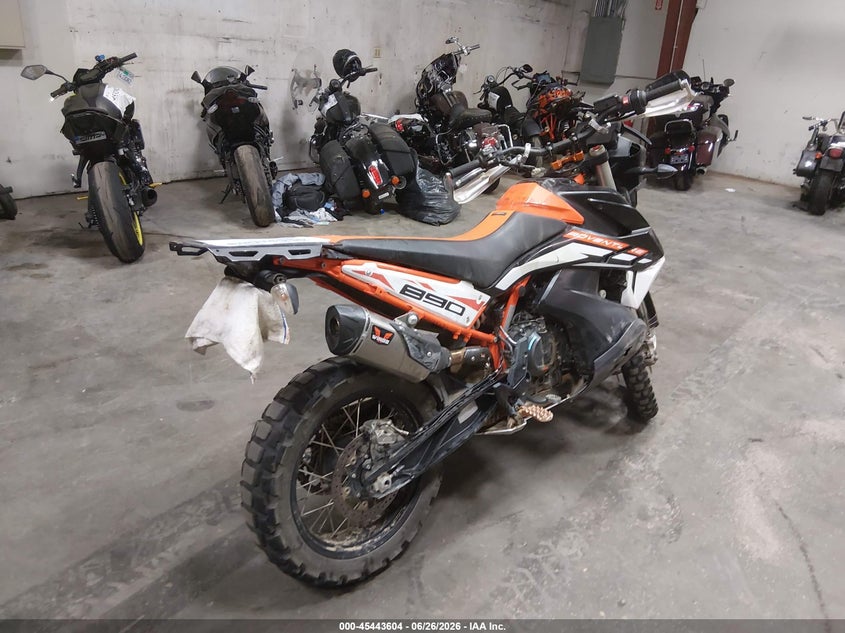 2021 Ktm 890 adventure VIN VBKTR6401MM819645 IAAI salvage auction — FRONT END, Salvage (California), sold $3,000 on 2026-07-28 (photo 4)