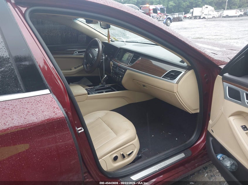 2015 Hyundai Genesis VIN KMHGN4JE1FU028338 IAAI salvage auction — FRONT END, Salvage Title, sold $2,300 on 2026-07-19 (photo 5)