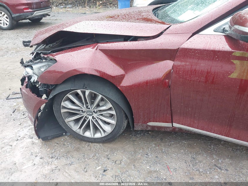 2015 Hyundai Genesis VIN KMHGN4JE1FU028338 IAAI salvage auction — FRONT END, Salvage Title, sold $2,300 on 2026-07-19 (photo 6)