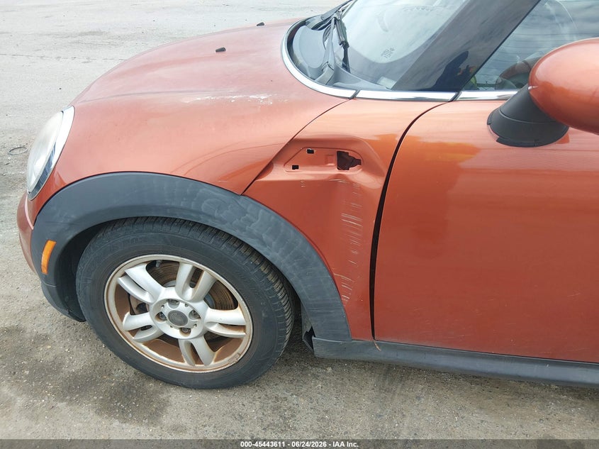 2013 Mini Hard top VIN WMWSU3C57DT683435 IAAI salvage auction — NORMAL WEAR, Clear (Louisiana), sold $300 on 2026-07-27 (photo 6)