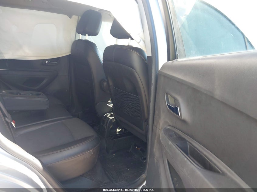 2019 Chevrolet Trax VIN KL7CJPSB9KB804383 IAAI salvage auction — FRONT END, Salvage (Ohio), sold $400 on 2026-07-14 (photo 8)