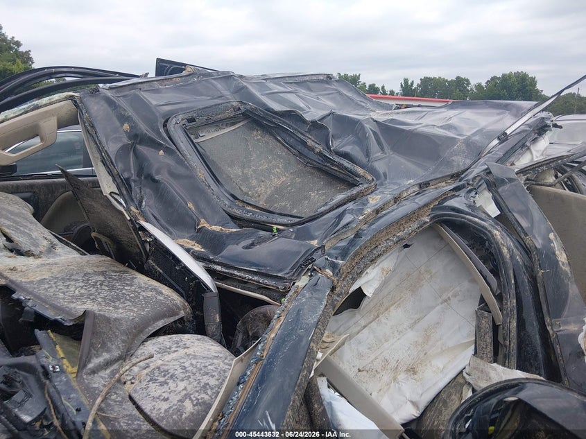 2018 Gmc SIERRA VIN 3GTU2NEC1JG281914 IAAI salvage auction — ROOF, Salvage Title, sold $875 on 2026-08-27 (photo 6)