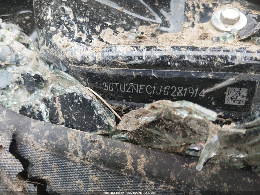 2018 Gmc SIERRA VIN 3GTU2NEC1JG281914 IAAI salvage auction — ROOF, Salvage Title, sold $875 on 2026-08-27 (photo 9)