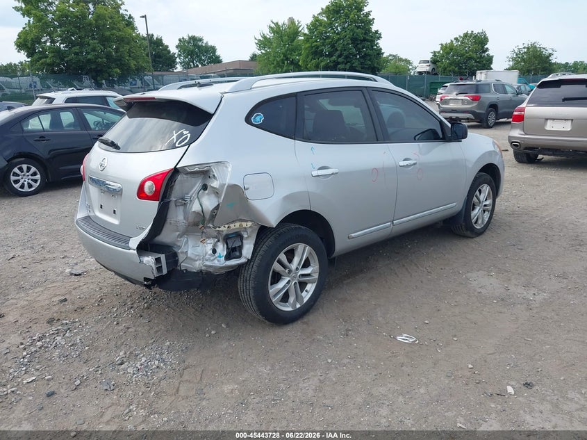 2015 Nissan Rogue VIN JN8AS5MV5FW754880 IAAI salvage auction — REAR END, Salvage Title, sold $300 on 2026-07-24 (photo 4)