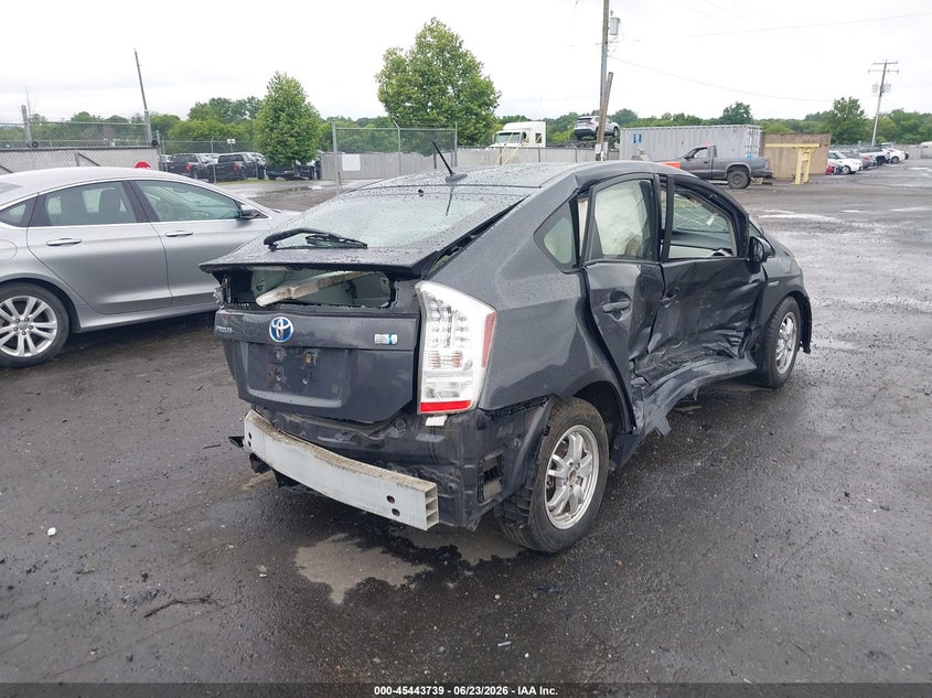2010 Toyota Prius VIN JTDKN3DU8A1263583 IAAI salvage auction — SIDE, Clear (Virginia), sold $125 on 2026-07-21 (photo 4)