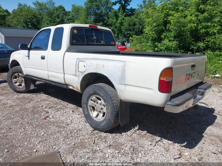 1996 Toyota Tacoma VIN 4TAWN74N0TZ108768 IAAI salvage auction — SIDE, Salvage (Pennsylvania), sold $925 on 2026-07-09 (photo 3)