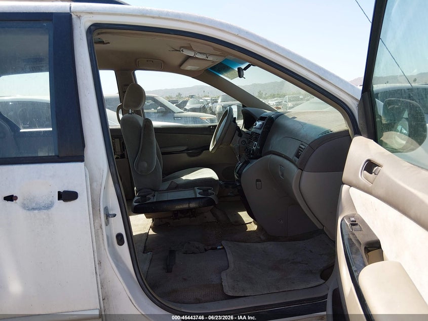 2005 Toyota Sienna VIN 5TDZA23C35S343413 IAAI salvage auction — NORMAL WEAR, Clear-Dealer Only (Arizona), sold $350 on 2026-07-28 (photo 5)