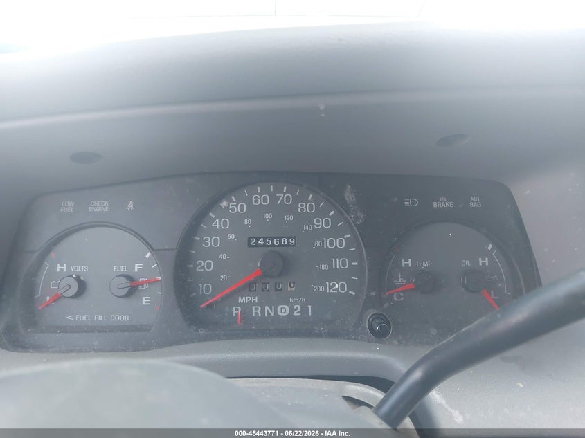 2003 Mercury Grand marquis VIN 2MEFM75W43X643749 IAAI salvage auction — NORMAL WEAR, Original (Texas), sold $100 on 2026-07-21 (photo 7)