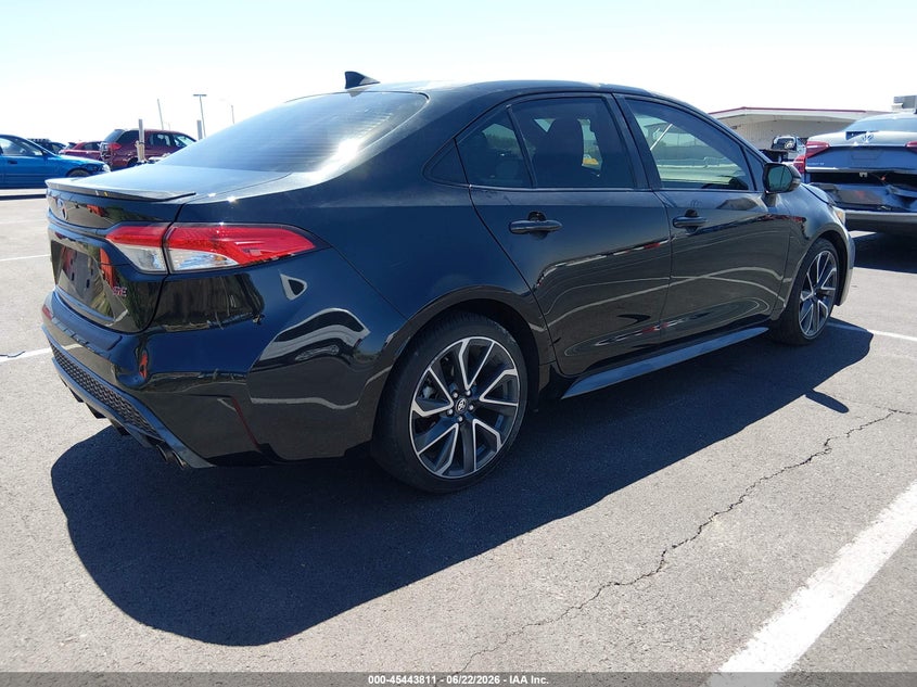 2022 Toyota Corolla VIN JTDP4MCE1NJ092075 IAAI salvage auction — SIDE, Salvage Title, sold $5,000 on 2026-08-02 (photo 4)