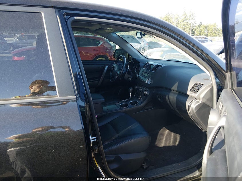 2008 Toyota Highlander VIN JTEES43A582092651 IAAI salvage auction — NORMAL WEAR, Clear (Washington), sold $700 on 2026-07-15 (photo 5)