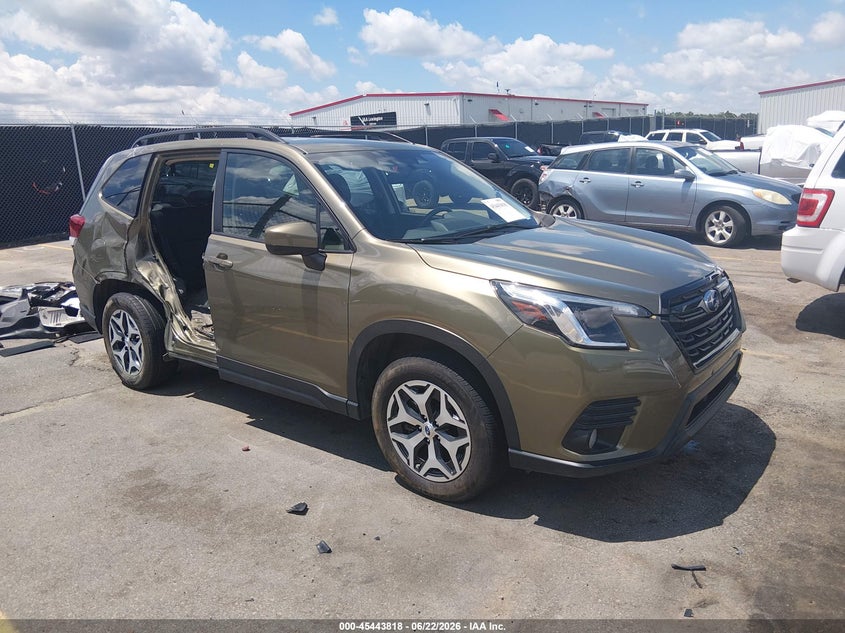 2023 Subaru Forester VIN JF2SKAEC1PH516313 — IAAI salvage auction photo