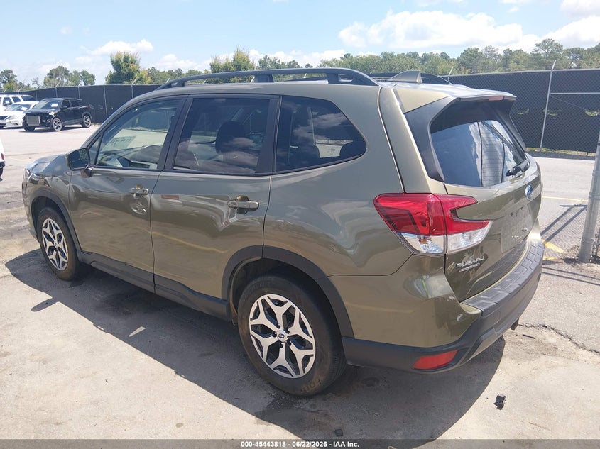 2023 Subaru Forester VIN JF2SKAEC1PH516313 IAAI salvage auction — SIDE, Salvage Title, sold $7,100 on 2026-08-22 (photo 3)