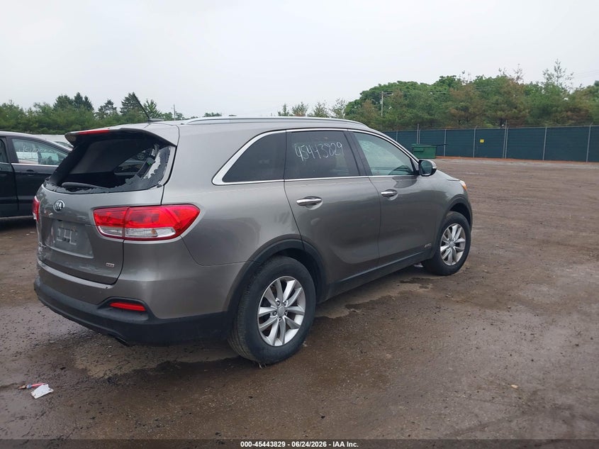 2016 Kia Sorento VIN 5XYPGDA35GG132993 IAAI salvage auction — REAR END, Salvage Title, sold $1,450 on 2026-08-01 (photo 4)