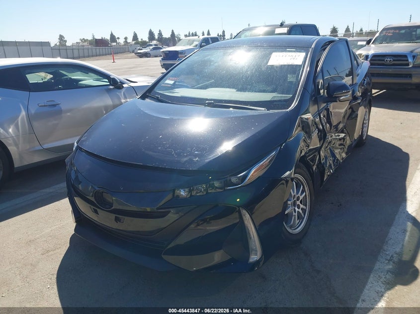 2022 Toyota VIN JTDKAMFP9N3225900 IAAI salvage auction — SIDE, Salvage Title, sold $5,800 on 2026-07-14 (photo 2)