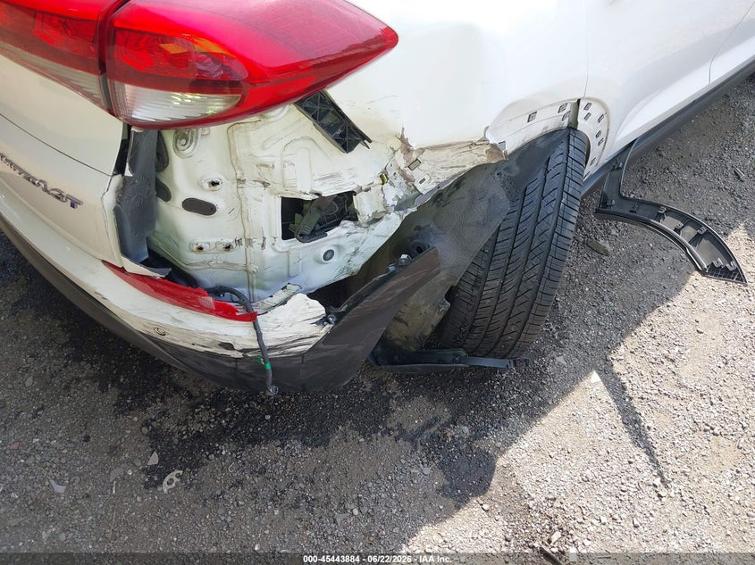 2016 Hyundai Tucson VIN KM8J33A24GU161074 IAAI salvage auction — REAR END, Salvage (Delaware), sold $1,550 on 2026-07-30 (photo 6)