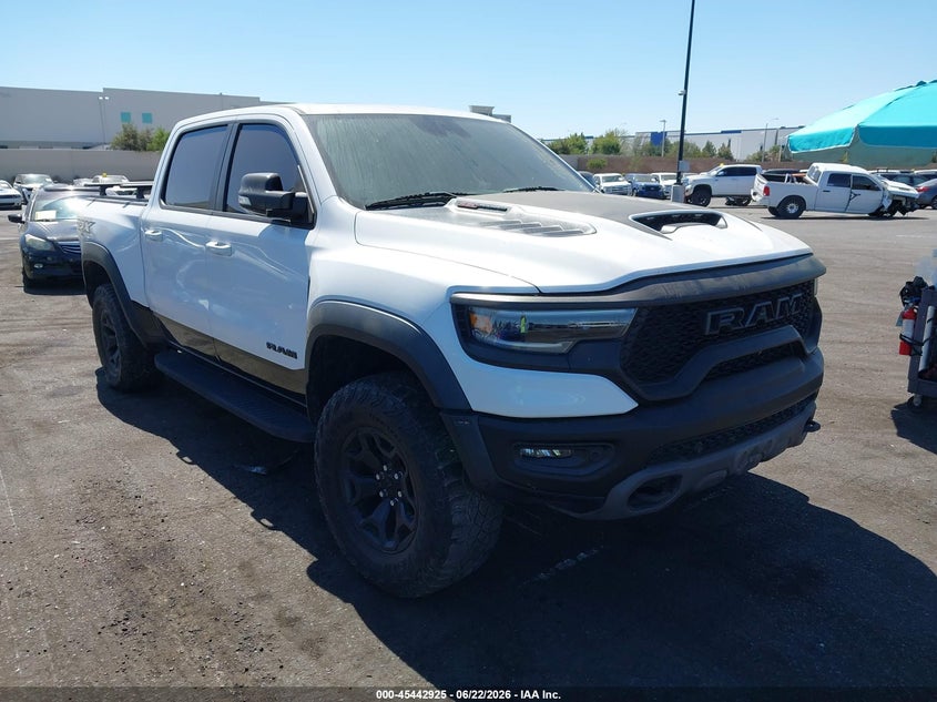 2022 Ram 1500 VIN 1C6SRFU92NN112892 IAAI salvage auction — THEFT, Salvage Title, sold $19,600 on 2026-07-24 (photo 1)
