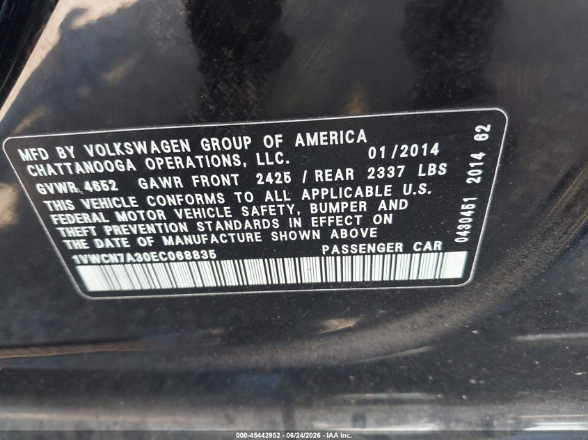 2014 Volkswagen Passat VIN 1VWCN7A30EC068835 IAAI salvage auction — LEFT FRONT, Salvage (Illinois), sold $800 on 2026-07-29 (photo 9)