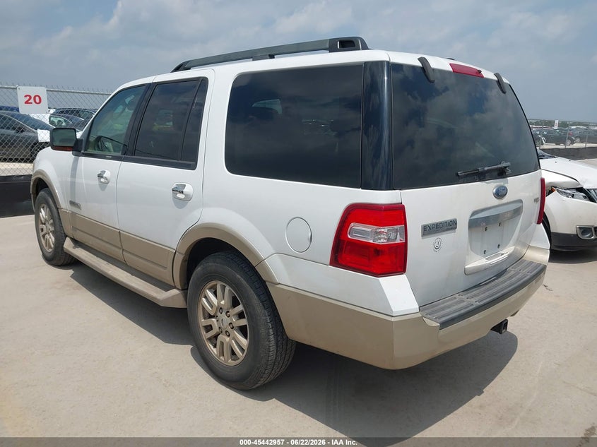 2007 Ford Expedition VIN 1FMFU17567LA66529 IAAI salvage auction — SIDE, Salvage (Texas), sold $575 on 2026-07-09 (photo 3)