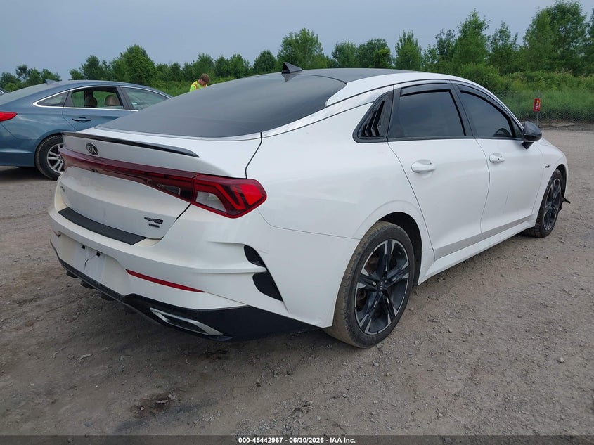 2021 Kia K5 VIN 5XXG64J21MG049782 IAAI salvage auction — SIDE, Salvage Title, sold $3,150 on 2026-07-30 (photo 4)