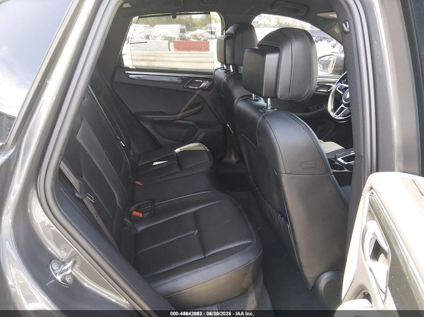 2015 Porsche Macan VIN WP1AB2A58FLB52392 IAAI salvage auction — REPOSSESSION, Clear - Dealer Only (California), sold $8,000 on 2026-07-30 (photo 8)