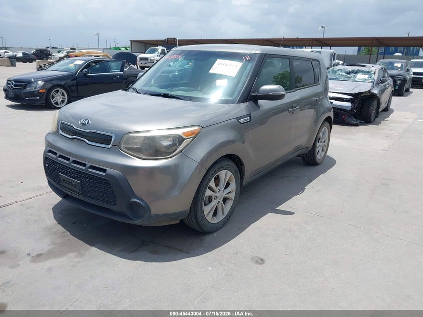 2014 Kia Soul VIN KNDJP3A55E7015054 IAAI salvage auction — SIDE, Salvage (Texas), sold $1,050 on 2026-08-02 (photo 2)