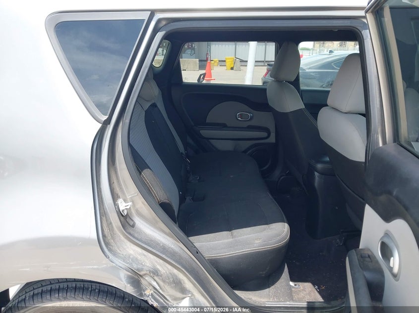 2014 Kia Soul VIN KNDJP3A55E7015054 IAAI salvage auction — SIDE, Salvage (Texas), sold $1,050 on 2026-08-02 (photo 8)