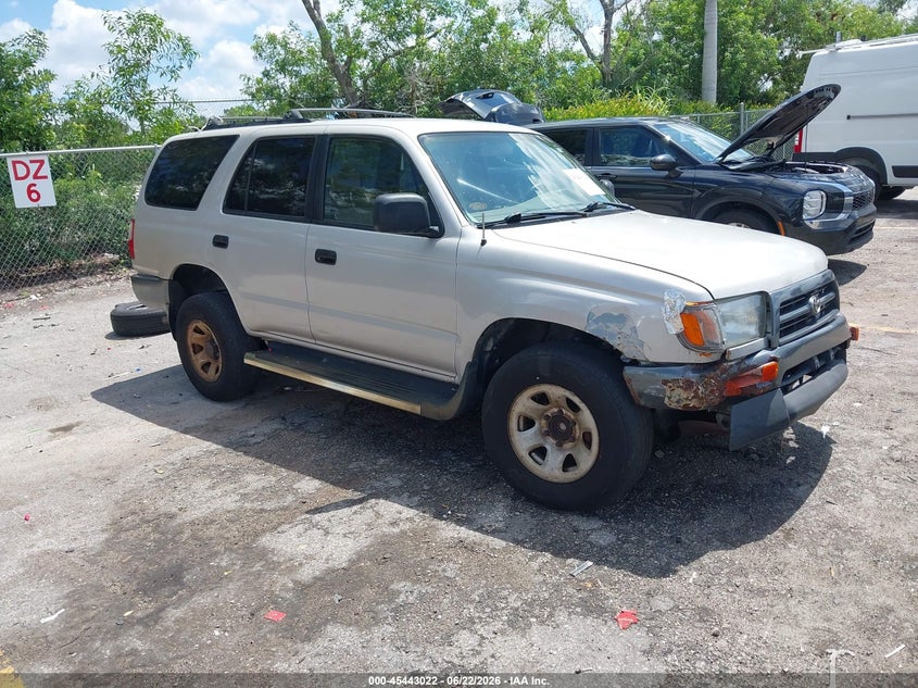 1998 Toyota 4runner VIN JT3GM84R7W0029485 IAAI salvage auction — FRONT END, Rebuildable (Florida), sold $600 on 2026-07-08 (photo 1)