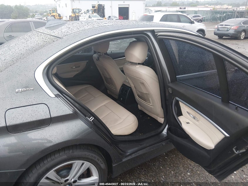 2017 BMW 3er VIN WBA8E1C36HA159348 IAAI salvage auction — LEFT FRONT, Salvage Title, sold $3,850 on 2026-08-02 (photo 8)