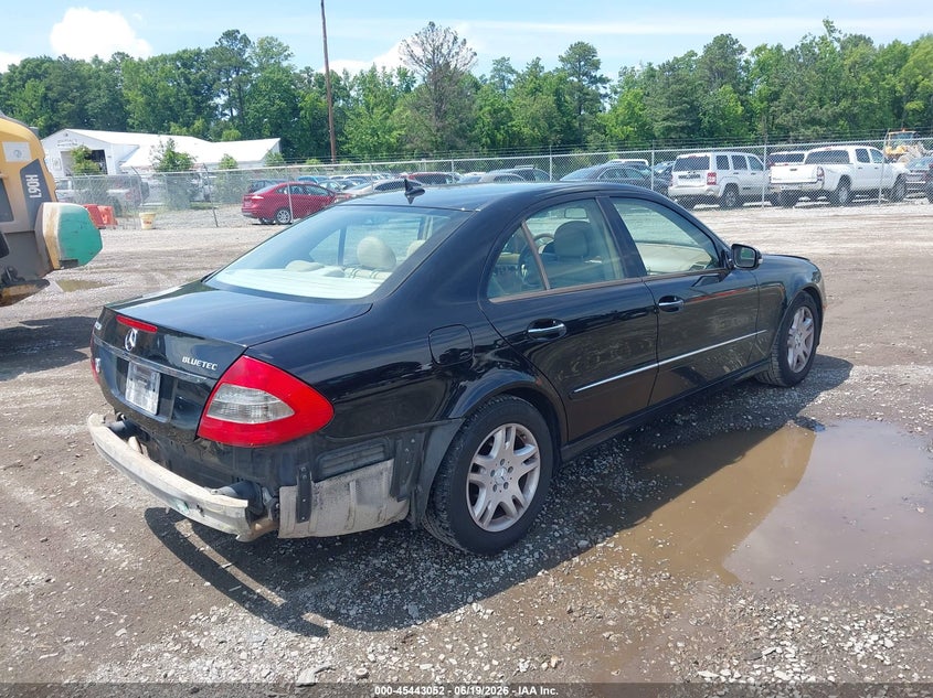 2007 Mercedes-benz VIN WDBUF22X27B084275 IAAI salvage auction — REAR END, Clear (Virginia), sold $650 on 2026-07-17 (photo 4)