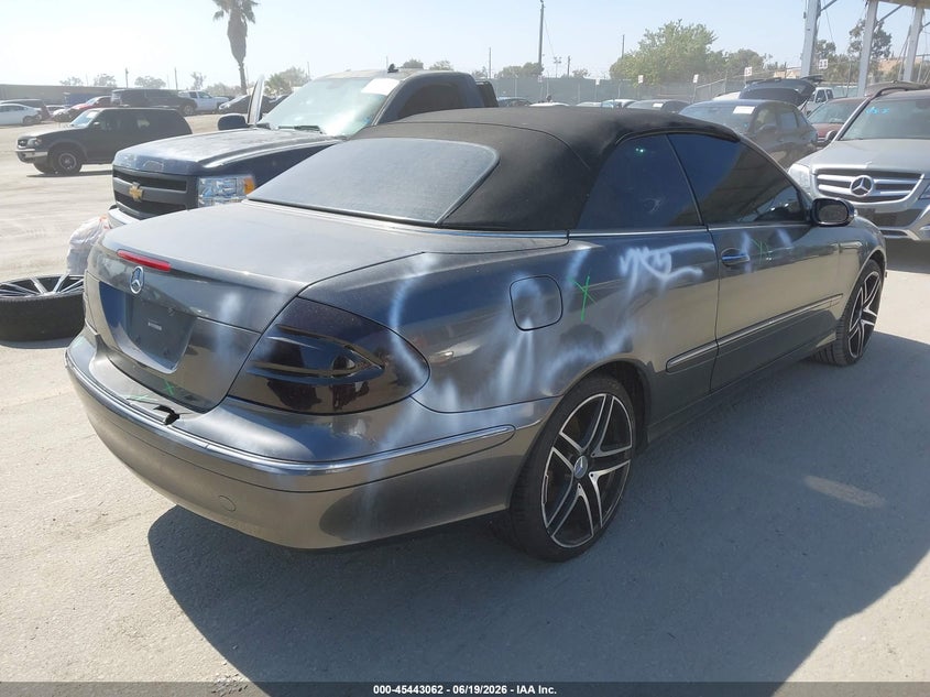 2004 Mercedes-benz Clk-class VIN WDBTK65G24T006207 IAAI salvage auction — VANDALISM, Salvage (California), sold $200 on 2026-07-08 (photo 4)