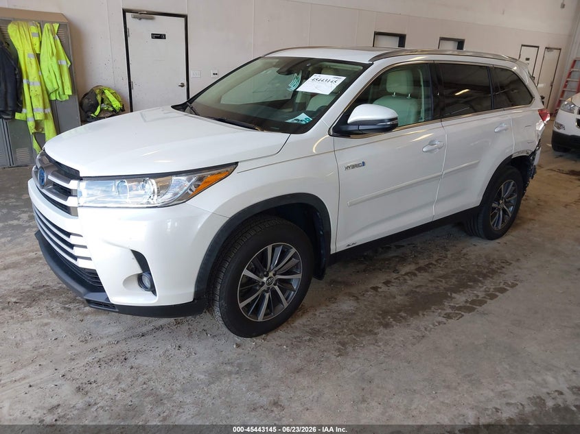 2019 Toyota Highlander VIN 5TDJGRFH7KS077465 IAAI salvage auction — REAR END, Salvage (Mississippi), sold $25 on 2026-08-01 (photo 2)