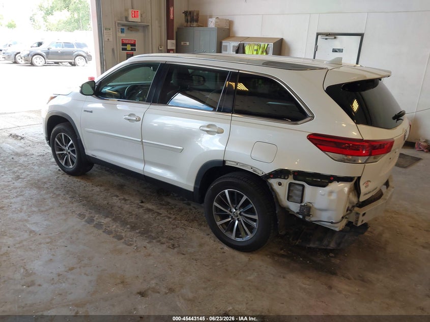2019 Toyota Highlander VIN 5TDJGRFH7KS077465 IAAI salvage auction — REAR END, Salvage (Mississippi), sold $25 on 2026-08-01 (photo 3)